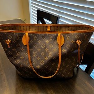 Louis Vuitton Neverfull MM